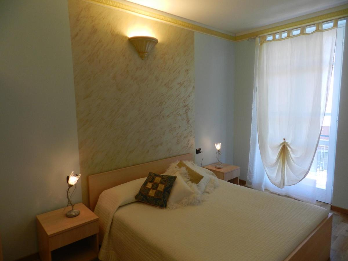 Residenza Villa Maria Roncola Exteriör bild