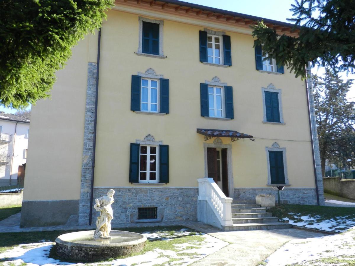 Residenza Villa Maria Roncola Exteriör bild