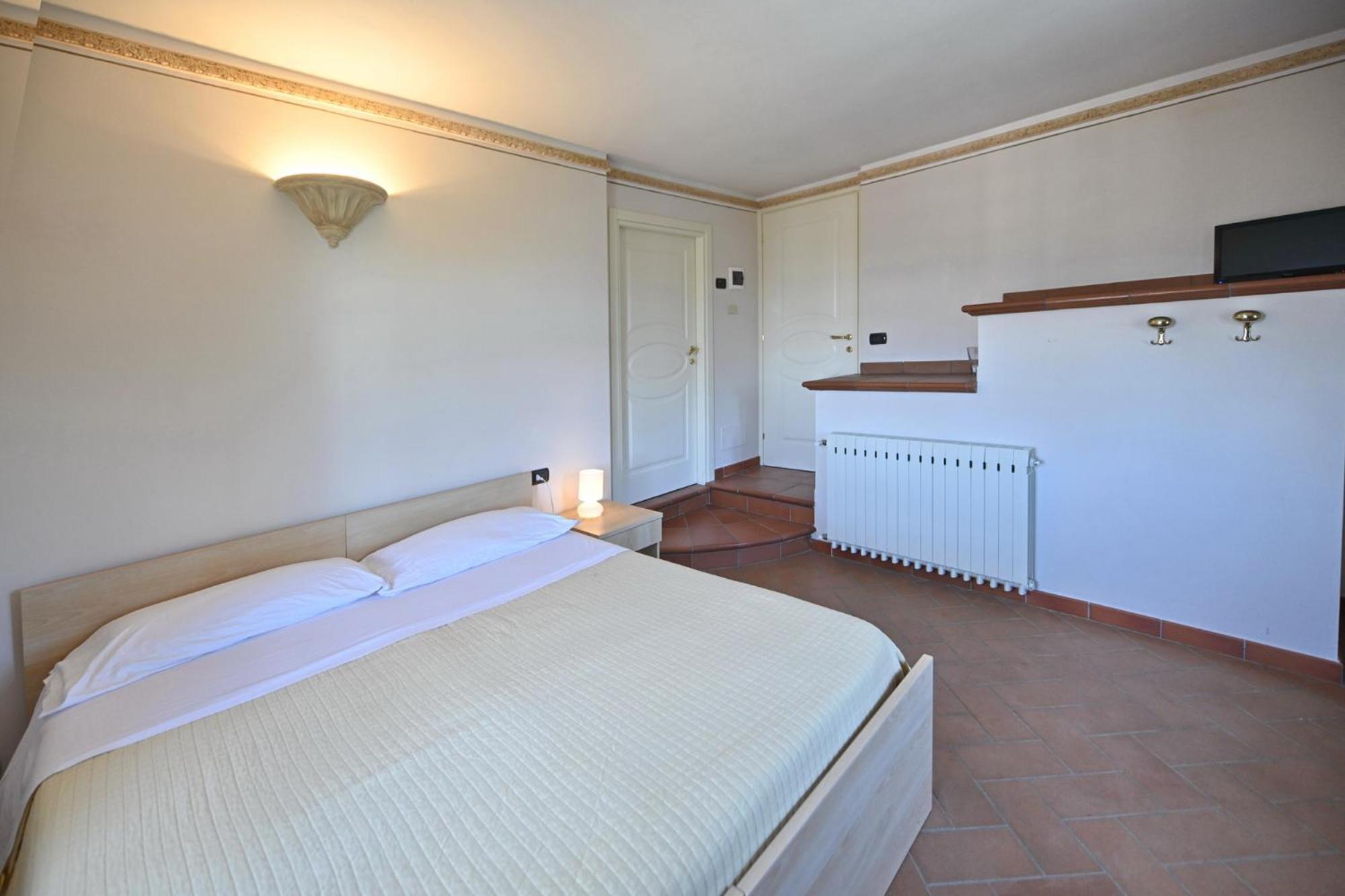 Residenza Villa Maria Roncola Exteriör bild